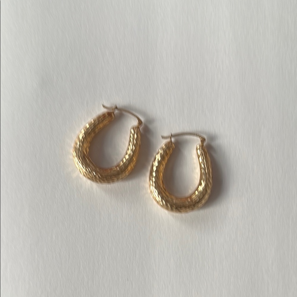 Vintage 14k gold earrings